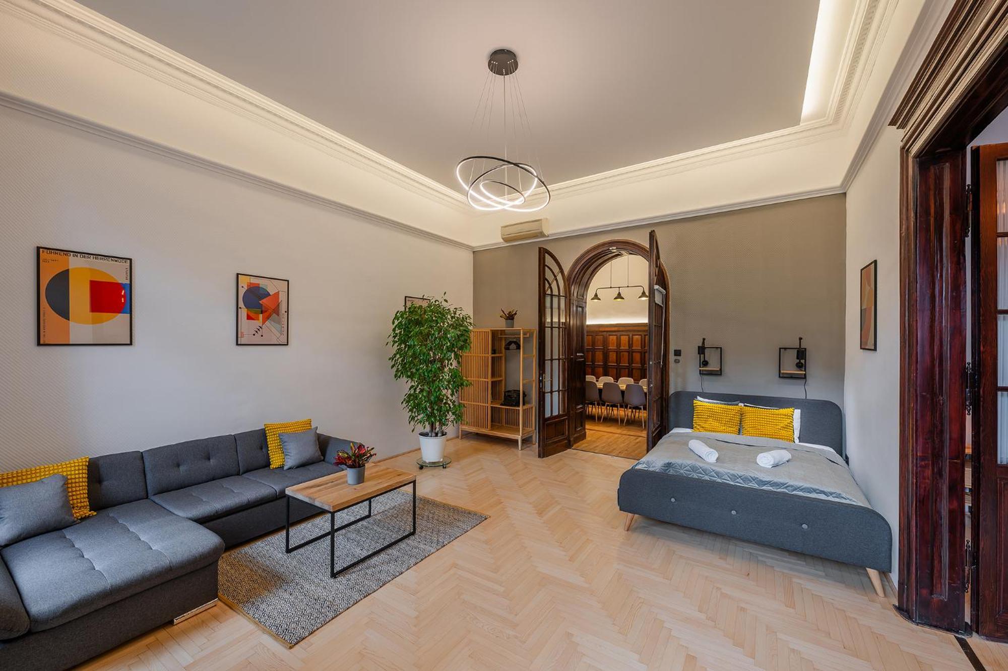 Liszt Modern Chic Apartment Budapest Bagian luar foto