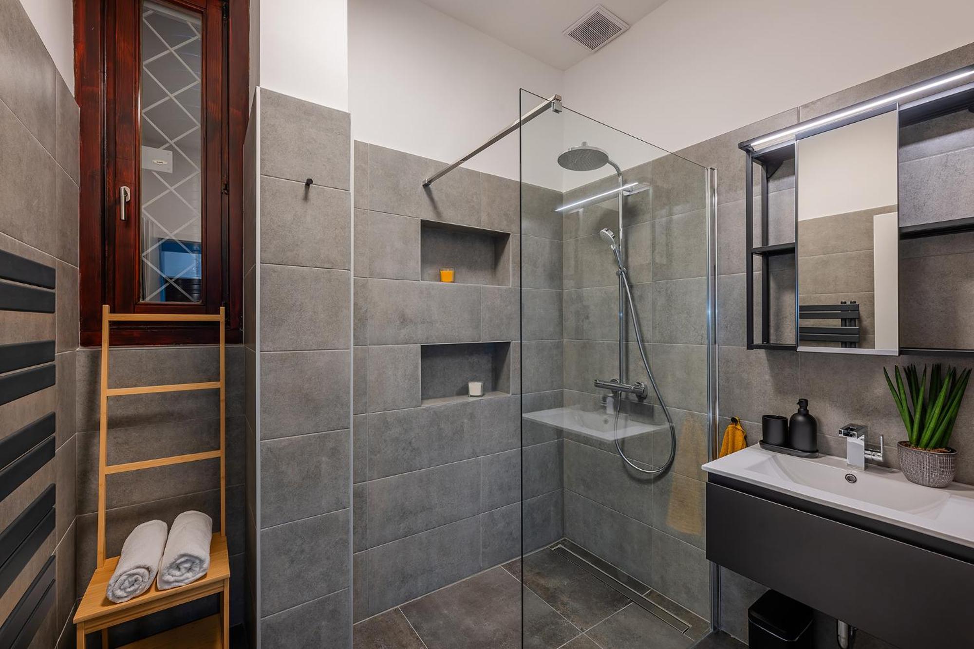 Liszt Modern Chic Apartment Budapest Bagian luar foto